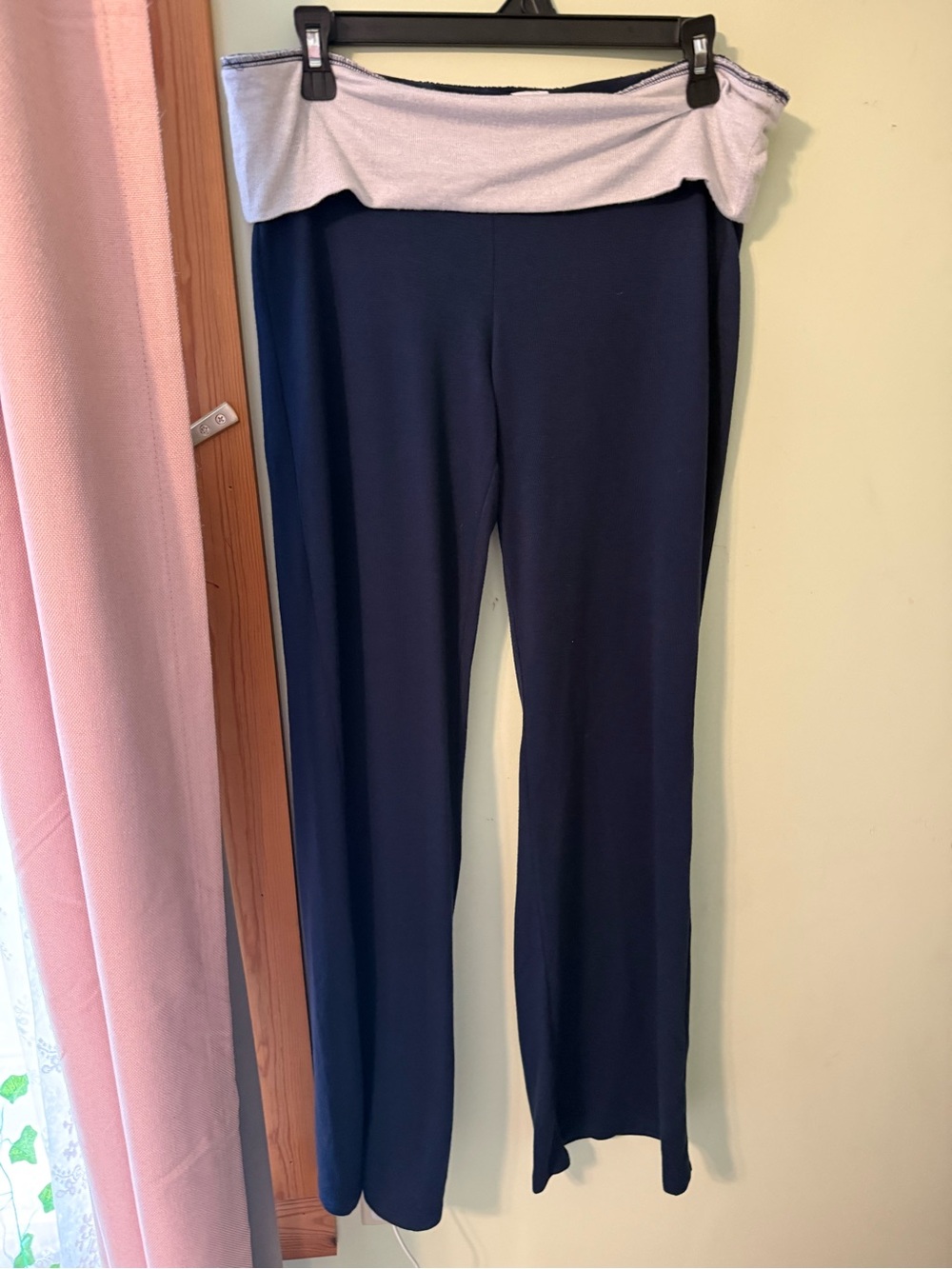 Hollister Navy Wide-Leg Pants with Light Gray Fold-Over Waist